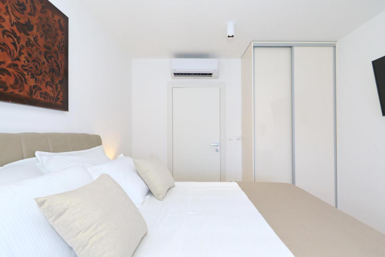 Penthouse Diem - Private Pool With Sea View Zara Esterno foto